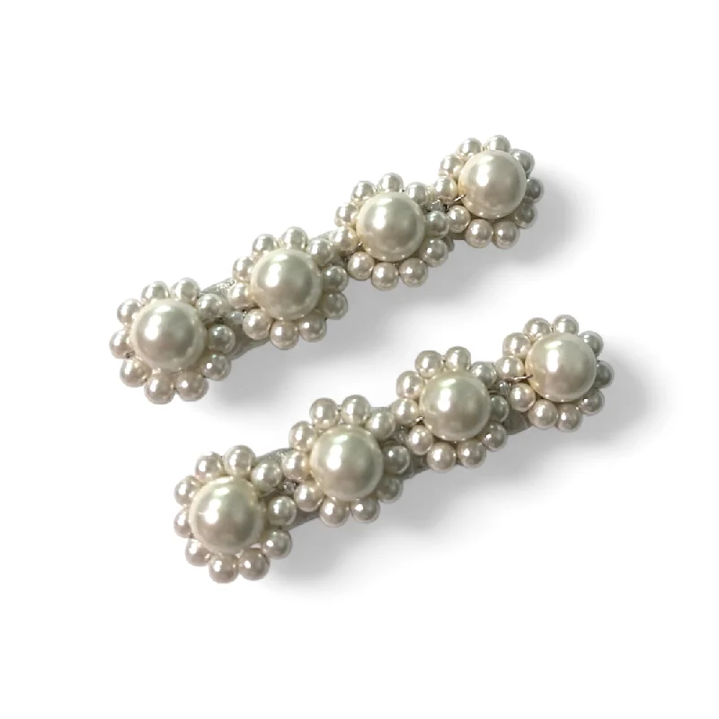 small hairbands for sleek looks -The Amor Girls White Pearl Hair Clip