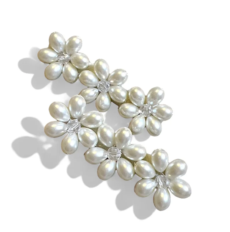 delicate gold hair accessories for women -The Calla Girls Pearl Clip Set