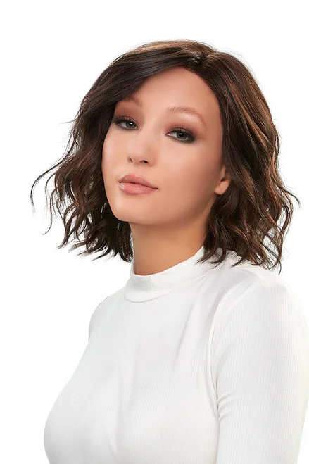 short bouncy wigs for fun, energetic looks-January Petite