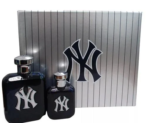 New York Yankees 2 Piece Gift Set Eau De Toilette for Men 3.4 oz & 1 oz