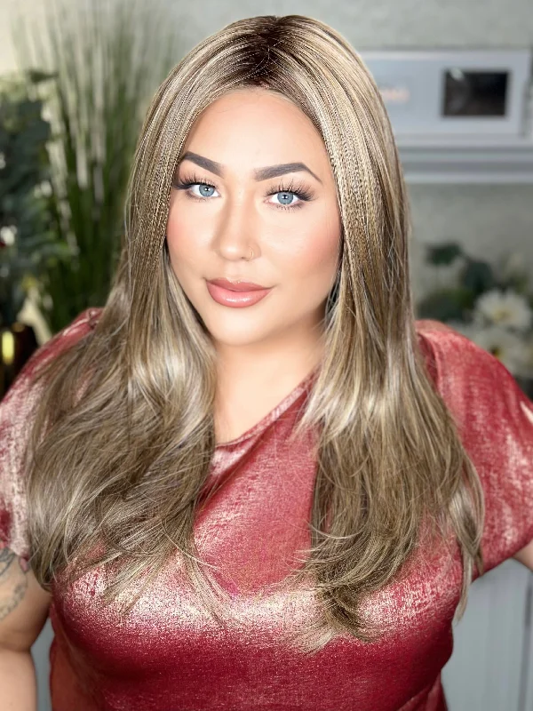 wigs for women who want a dramatic change-QUEEN OF HEARTS - Mocha Latte*